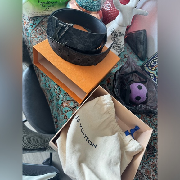 LV Belt - Picture 2 of 2